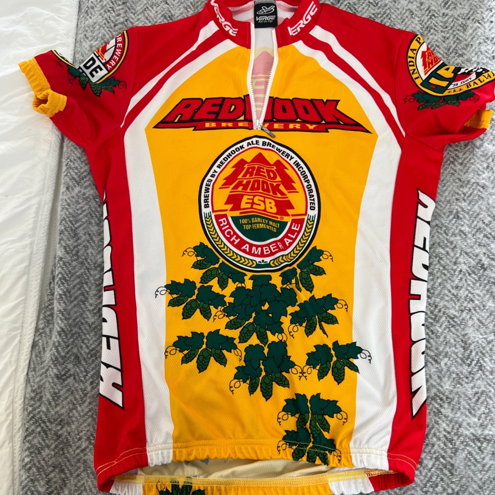 Red hook cycling shirt M